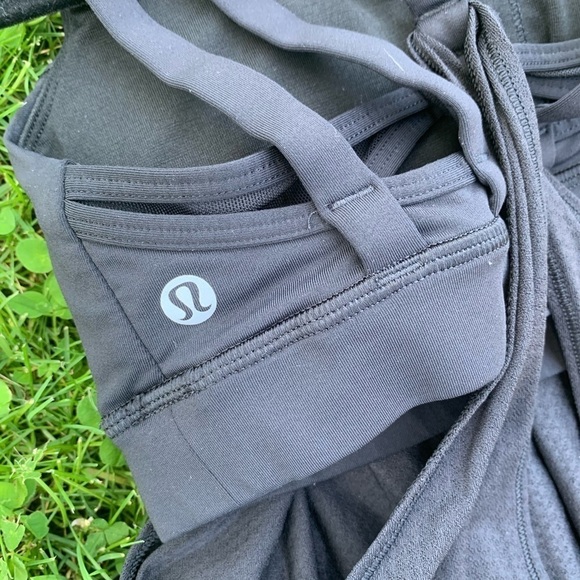 Lululemon Nouveau Limits Tank - Picture 5 of 8